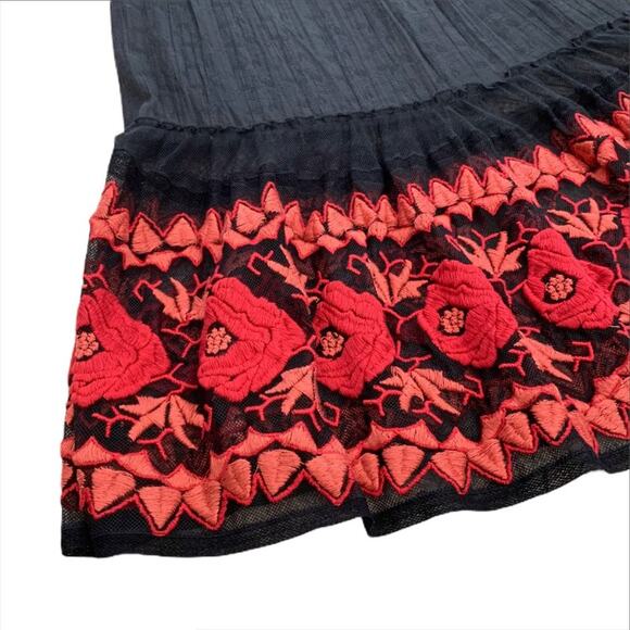 FREE PEOPLE NWT Black & Red Floral Lace Embroidered Maxi Skirt - Small - Picture 4 of 10